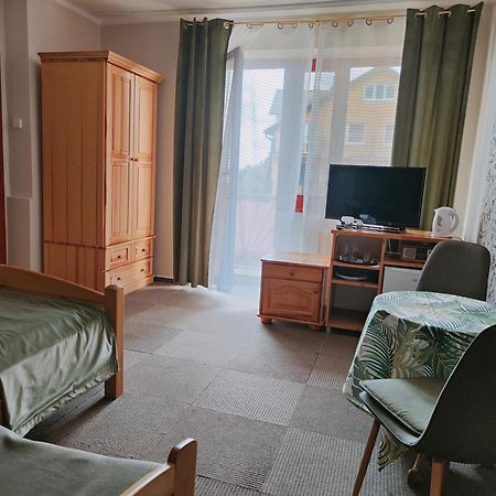Pokoje Goscinne U Broni Мельно Номер фото